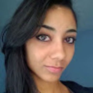 Meet your Posher, Eva